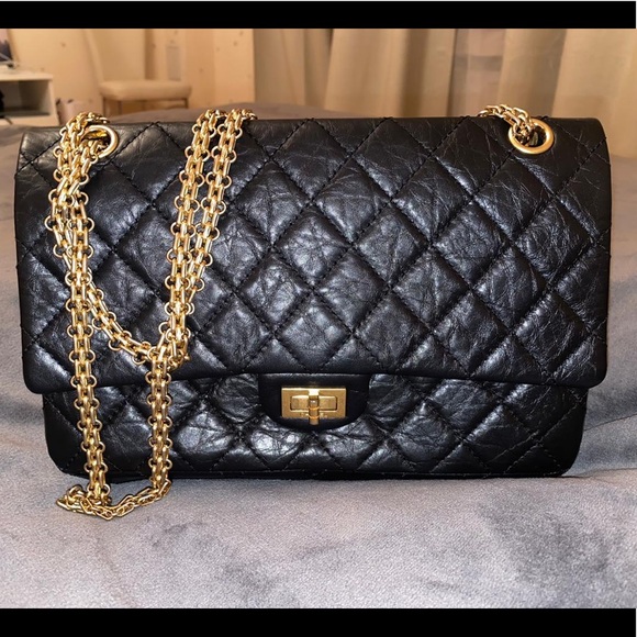 CHANEL Handbags - Chanel 2.55 Reissue